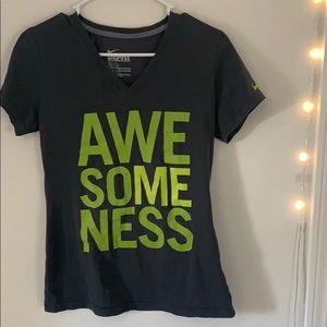 Nike awesomeness workout top